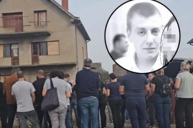 DESETINE LJUDI ISPRED KUĆE POGINULOG RADNIKA: Danas sahrana Darka koji je nastradao u fabrici u Obrenovcu! (FOTO/VIDEO)