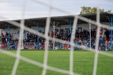 OČEKUJU SE PUNE TRIBINE U TITELU: Derbi kola se igra u nedelju - tražiće se mesto više!