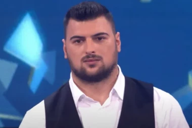 PEVAČ OPTUŽEN ZA PEDOFILIJU PRETHODNO UBIO ČOVEKA: Usmrtio pešaka, pa pobegao s LICA MESTA!