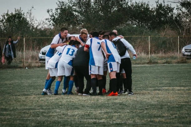 12 VELIČANSTVENIH: Veliki trijumf Janošika na jako teškom gostovanju!