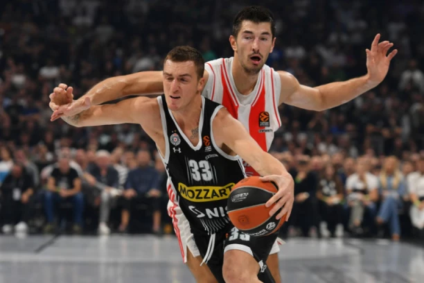 O OVOME ĆE SE PRIČATI! Anđušić TROJKOM bacio grobare u TRANS! Sudijska ODLUKA utišala Arenu! (VIDEO)