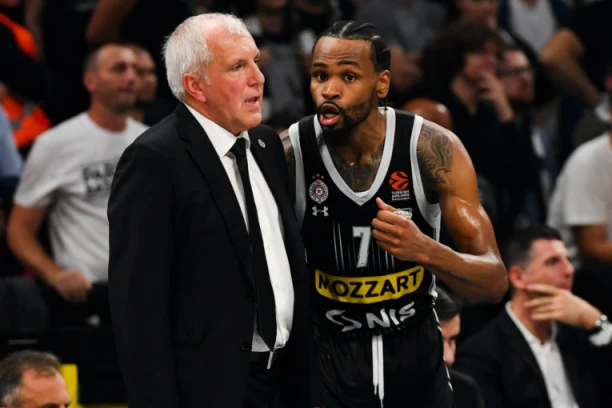 EMOTIVAN SUSRET! Žoc i Panter pokazali kakav su odnos imali dok je bio u Partizanu! (VIDEO)