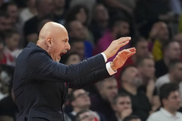 IMAJU PREDNOST I SAMOPOUZDANJA: Saša Obradović poziva na oprez pred Partizan