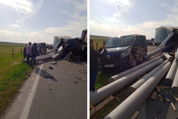 STRAVA I UŽAS NA PUTU! Jedna osoba nepomično leži pored kamiona  - jeziva nesreća u Budimpešti (FOTO)