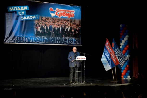 PALMA : JEDINSTVENA SRBIJA NA PARLAMENTARNE IZBORE IZLAZI SA SOCIJALISTIČKOM PARTIJOM SRBIJE