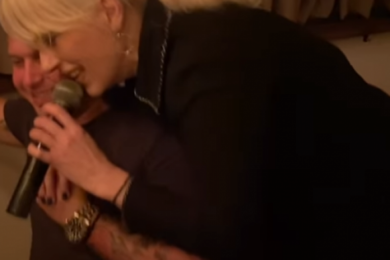 Stefan Karić u provodu sa Suzanom Perović