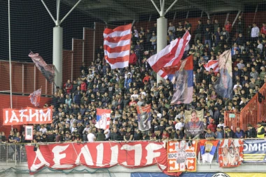 VANREDNO STANJE U BERNU ZBOG DELIJA!  Stižu navijači vrele krvi