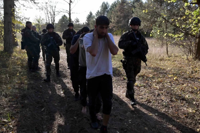 VELIKA AKCIJA POLICIJE! U četiri grada pronađeno 870 iregularnih migranata!