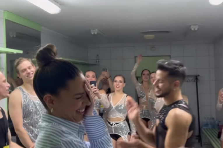 Sari Jo dečko priredio iznenađenje za rođendan