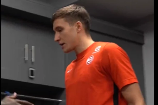 NE POMAŽU JANIS I DEJM: Bogdan IZREŠETAO Milvoki!