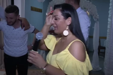 PRVI SNIMAK SA LICA MESTA NA KOM JE POGINUO SIN POZNATE PEVAČICE: Scene lede krv u žilama! (VIDEO)