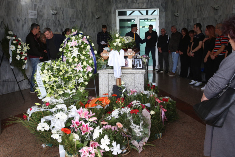 Ružica Nikolić kovčeg