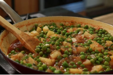 GRAŠAK NA GRČKI NAČIN: Sprema se duplo BRŽE od uobičajenog dok je ukus JAČI!