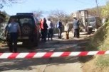 UVIĐAJ NA PREKOPANOM GROBLJU U MITROVICI: Prisutna policija i Euleks (VIDEO)