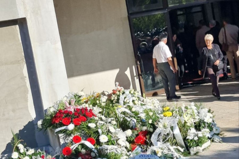 Aleksandar Kodić sahrana venac