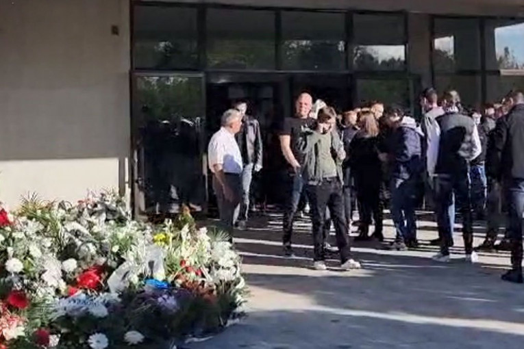 Aleksandar Kodić sahrana venac