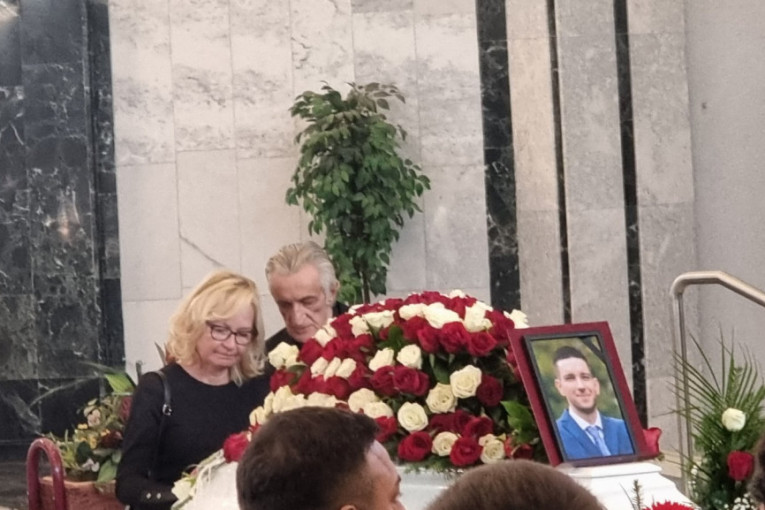 Aleksandar Kodić, opelo