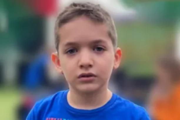 ONLAJN HUMANITARNA LICITACIJA ZA LEČENJE MIHAJLA OREŠČANINA - Ovo je način da svi pomognemo jednom dečaku!