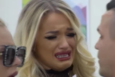 TEODORA DŽEHVEROVIĆ SLOMLJENA OD TUGE! Godinu dana je ćutala o tragičnom GUBITKU: Na licu mesta je izgubila život...