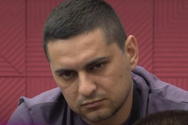 "DOKUSURIO BIH TE, MATORA TE ŠTEDI": Bebica pokazao ZUBE, pa ZAREŽAO na Anitu!