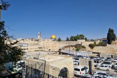 IZRAEL UVEO OGRANIČENJA NA OKUPLJANJA CIVILA: Susedna država zatvorila svoj vazdušni prostor usled pretnje Irana