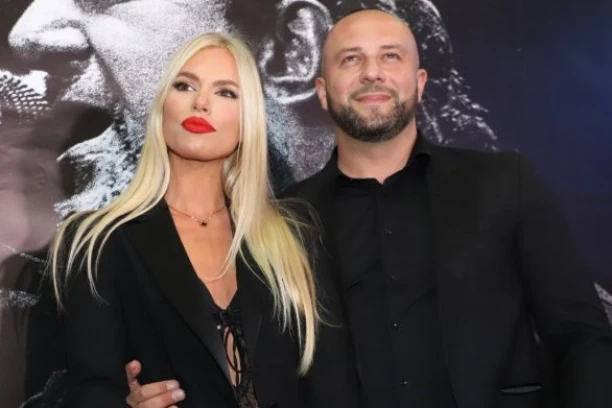 DADO POLUMENTA POSTAJE OTAC: Srećne vesti u domu pevača, supruga Ivona čeka TREĆE DETE!