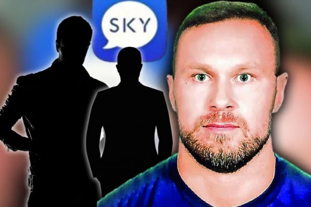 MALA IMA FEJS I INSTA, ALI NIŠTA NE IZBACUJE, SAMO NA SNEP! Zvicer preko društvenih mreža pratio žene i decu škaljaraca: ISPLIVALE PREPISKE!