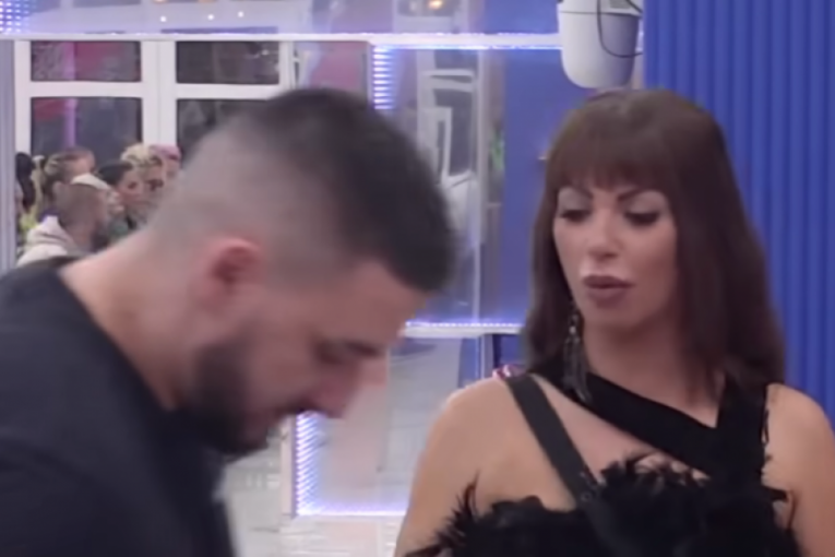 Miljana Kulić i Zola Elita Pitanja novinara