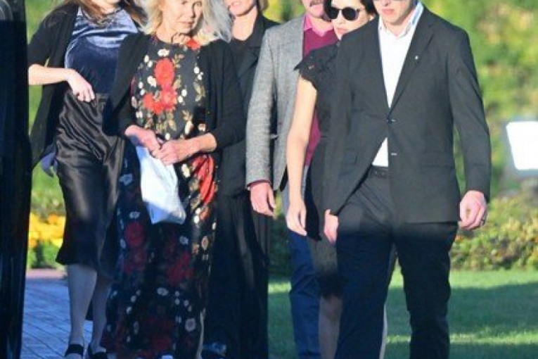 Sahrana Metjua Perija