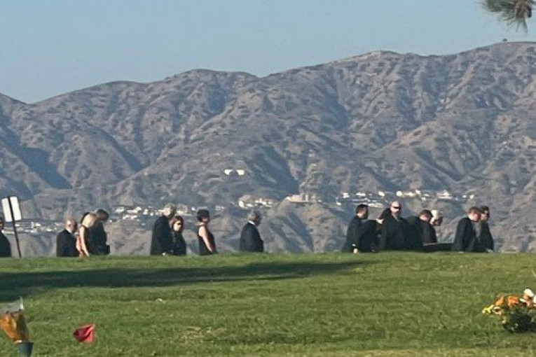 Sahrana Metjua Perija