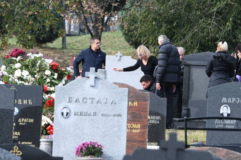 Majka Aleksandra Kodića i Mirko Kodić