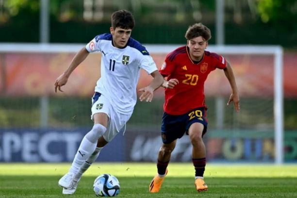 VELIKA ČAST: U poslednjem trenutku mu propao transfer u Partizan, sada je igrač meseca!