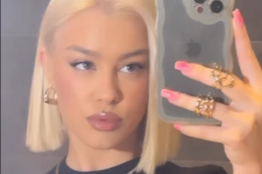 PEVAČICA PROMENILA LIČNI OPIS: Odlučila se za ŠOK TRANSFORMACIJU, javnost zaprepašćena! (FOTO)