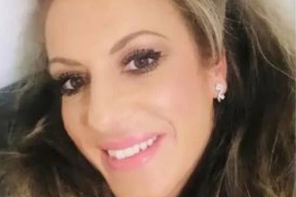 POSVAĐALA SE SA KOLEGOM, OTIŠLA SA POSLA, JAVILA SE RODITELJIMA I NAJAVILA NAJGORE! U Beogradu nestala samohrana majka dvoje dece!