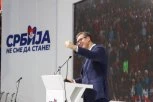 MOĆNE REČI PREDSEDNIKA VUČIĆA ODZVANJAJU LESKOVCEM! Hala prepuna građana, čuju se ovacije - "Aleksandar Vučić - Srbija ne sme da stane!" (FOTO)