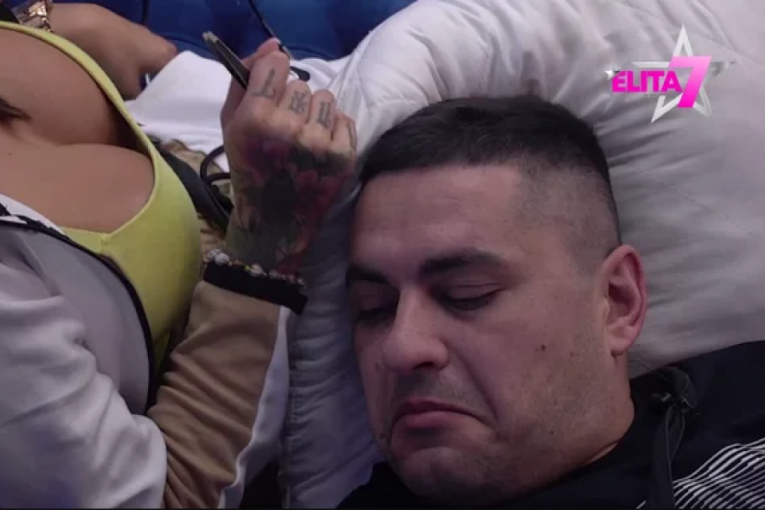 Bebica i Teodora Delić