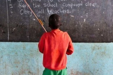 DEČAK BRUTALNO PRETUČEN U ŠKOLI ZBOG DORUČKA: Sada ima trajne posledice, a slike su UŽASNE (VIDEO)