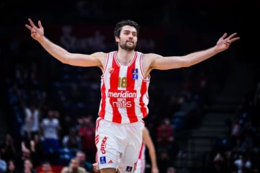 CRVENO-BELIMA DERBI REGIONA: Zvezda Meridianbet srušila Budućnost u Areni!