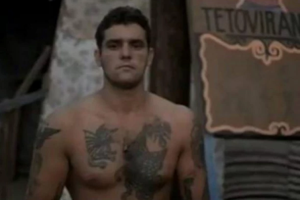 ZAVRŠIO U SAMICI SA PETORICOM ALBANACA, JEDINI IZAŠAO NA NOGAMA! Manga je bio strah i trepet devedesetih, završio je i na Golom otoku, od njega jači nije postojao! (FOTO)