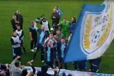 DOMAĆIN UPISAO VAŽNE BODOVE NA “PRILIVKU”: Božidar Lilić “levicom” odlučio derbi u Jakovu! (VIDEO)