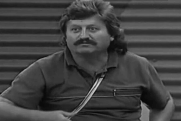 OVAKO SU RADAŠINA ZVALI U NJEGOVOM SELU! Nadimak dobio po proslavljenom engleskom fudbaleru, ZBOG SLIČNE FRIZURE!