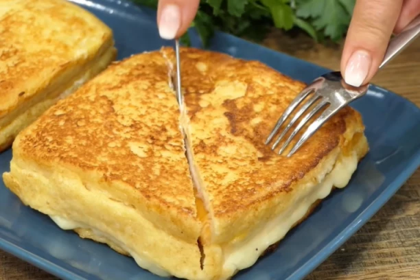 DORUČAK ZA SVEGA DESET MINUTA: Pohovani sendviči osvajaju na PRVI ZALOGAJ, deca će ih obožavati!
