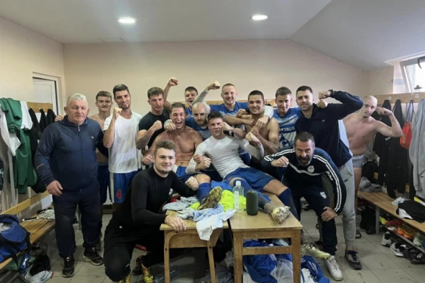 NEVEROVATNA UTAKMICA U GLOŽANU: Odavno nije viđen ovakav spektakl na niželigaškim terenima! (VIDEO)