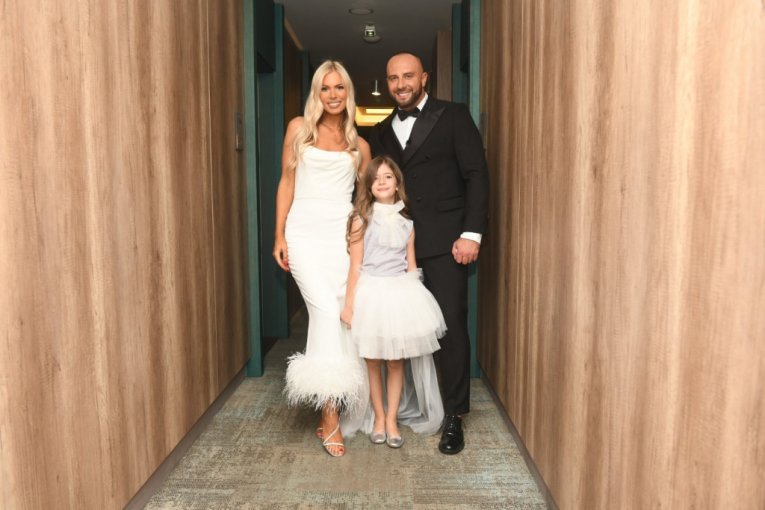 Dado Polumenta sa porodicom