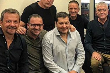 SKUPA FOTKA: Sve štih do štiha, Partizanove legende bodrile košarkaše u Areni!