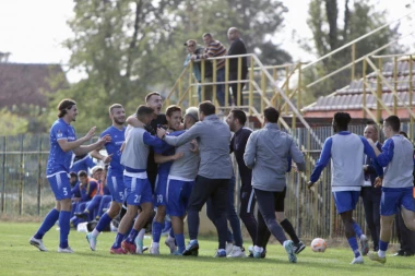 PRVI PORAZ NOVOSAĐANA NA DOMAĆEM TERENU: Derbi začelja tabele pripao gostima iz Gornjeg Milanovca! (FOTO GALERIJA)