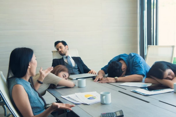 NAUČNICI ODUŠEVILI SVE KOJI MRZE RANO USTAJANJE: Rad pre 10 sati ujutru je MUČENJE, utiče na zdravlje i produktivnost