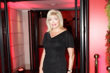 TRANSFORMACIJA SUZANE MANČIĆ: Voditeljka otišla pod nož, pa se pohvalila NOVIM IZGLEDOM! (FOTO)