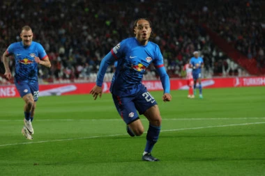 SIMONS ŠOKIRAO MARAKANU: Evo KAKO je Lajpcig poveo! (VIDEO)