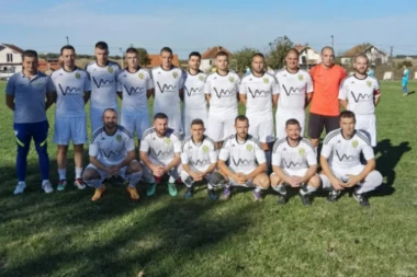 RADO VIĐEN SAIGRAČ NA TERENU: Lopta kod "Efija" ide u situacijama u kojima je niko drugi neće!